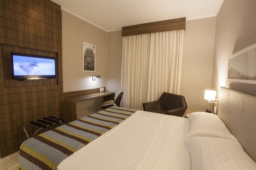 Hotel Agisol Marília Zewnętrze zdjęcie